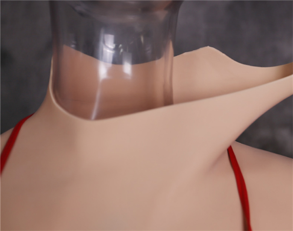 第５世代女体化スーツ　理想的な全身包みタイプ　Dカップ　シリコンバスト　袖付き　フィメールボディスーツ　セクシー鎖骨デザイン　超リアル女体化　ペニス隠し　偽膣＆陰毛付き選択可能　男の娘　変装 　女装初心者　女体化スキン～　皮を被って異性に変身　魅力的な女装に最適！-3