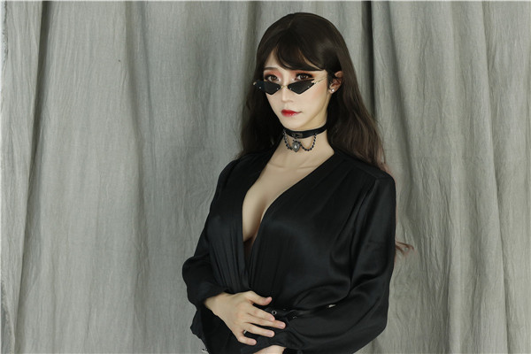五代目　Eカップ　Sサイズ　美乳　シリコンバスト　短型タイプ　ふわふわリアルおっぱい 　柔らかい　弾力が良い　豊胸　変装用　男の娘へ超人気-6