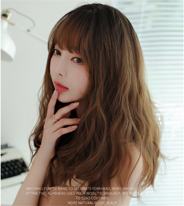 チョコレート　ミディアム　大人可愛いウィッグ　ファッション　女性用 巻き髪　長さ53ｃｍ　耐熱ファイバー　自然な手触り　人工頭皮　通気性が抜群　ネット付き　男の娘　女装変装　かつら-3