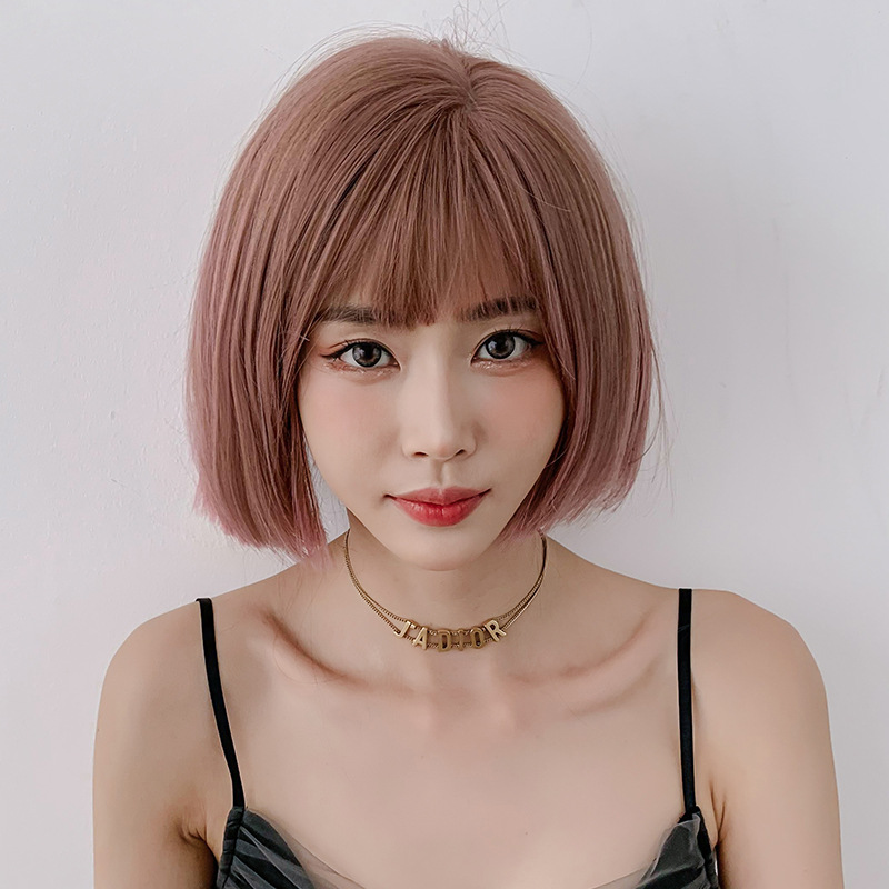 苺色 ショートヘア 大人可愛いフルウィッグ 長さ32cm 人工頭皮 耐熱 ネット付き 通気性が抜群 違和感がないウィッグ 男の娘 女装体験用カツラ お勧め-1 苺色 ショートヘア 大人可愛いフルウィッグ 長さ32cm 人工頭皮 耐熱 ネット付き 通気性が抜群 違和感がないウィッグ 男の娘 女装体験用カツラ お勧め-1