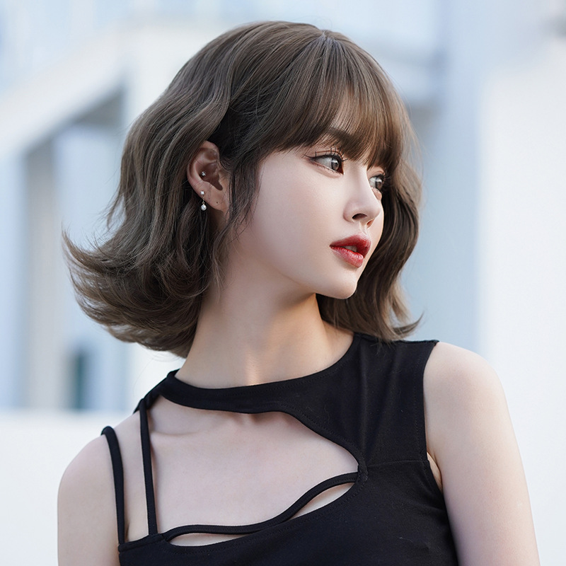 茶髪　フルウィッグ　レディース　可愛い　少女感　カール　ショートカット　長さ32cm　人工頭皮　通気性が抜群　ヘアネット付き　自然　普段使い　男の娘　女装体験用ウイッグ　お勧め-4