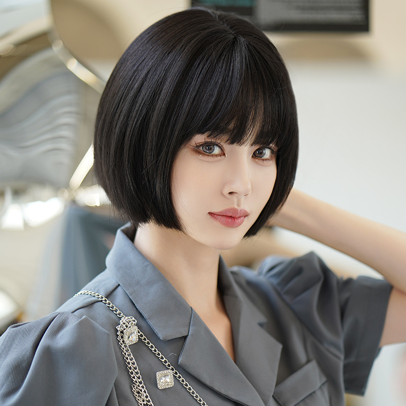 黒髪　フルウィッグ　レディース　ショートカット　ストレートヘア　長さ26cm　人工頭皮　通気性が抜群　ヘアネット付き　自然　普段使い　男の娘　女装体験用ウイッグ　お勧め-2