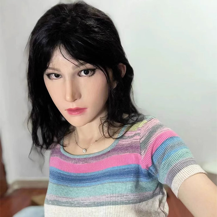 凝萱・Annaちゃん　本物の美人に変身　高品質シリコン素材　フルヘッド／首付きマスク/シリコン充填胸付きのマスク　ノーマルメイク付き　フィット感のすごいフィメールマスク　正規品保証　全国送料無料-5