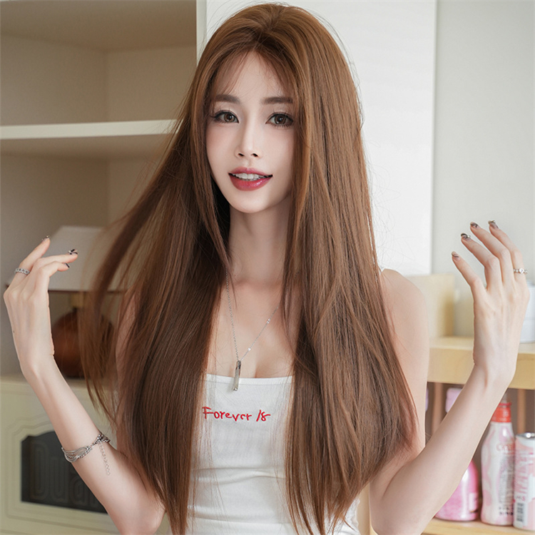 茶髪　真ん中分け　ロング　ストレートヘア　大人可愛いフルウィッグ　長さ60cm　人工頭皮　小顔　普段使い　ヘアネット付き　通気性が抜群　女装体験用カツラ　お勧め-1