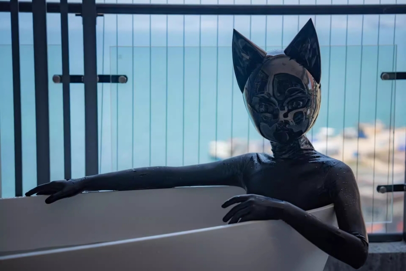 大人気！！猫顔　真っ黒全頭マスク　ラテックススーツとの組み合わせをお勧め　男女兼用-5
