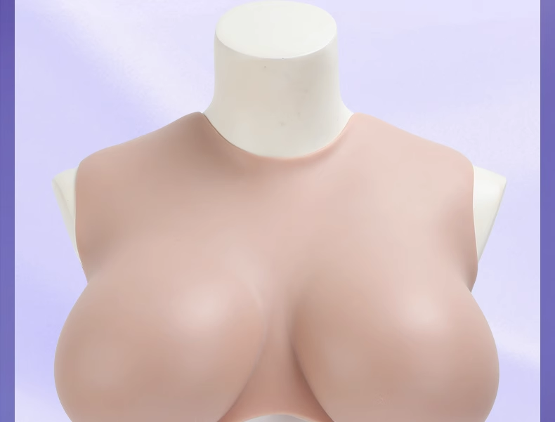 乳首無しシリコンバスト　クルーネック / ラウンドネック / 丸首 / 丸い襟タイプ　A/B/C/Dカップ　安全＆安心の医療用シリコン充填　短いタイプ　柔らかいシリコン乳房　魅力的な女性になりたいあなたに　女装胸　男の娘へおススメ-1