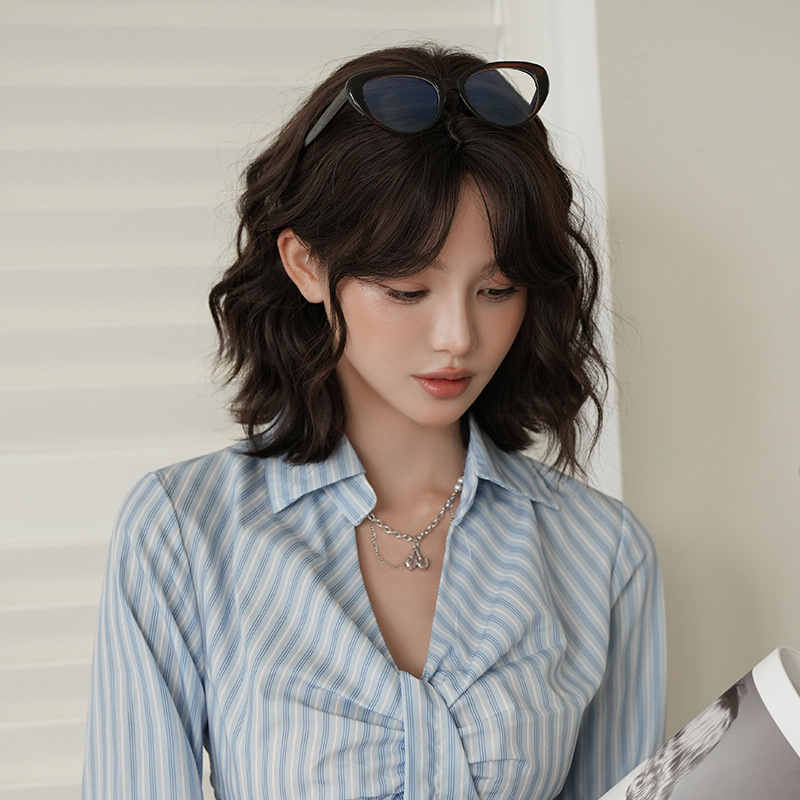 大人気　黒茶色　フルウィッグ　長さ35cm　ショートカット　人工頭皮　自然　ヘアネット付き　レディース　かつら　通気性が抜群　普段使い　女装体験用カツラ　お勧め-2