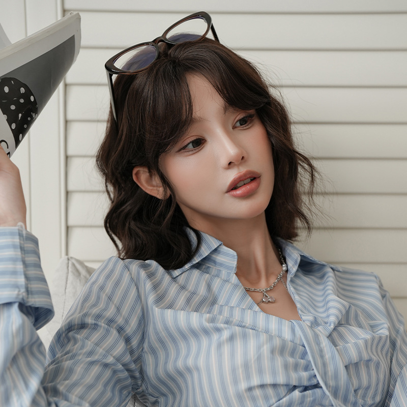 大人気　黒茶色　フルウィッグ　長さ35cm　ショートカット　人工頭皮　自然　ヘアネット付き　レディース　かつら　通気性が抜群　普段使い　女装体験用カツラ　お勧め-3