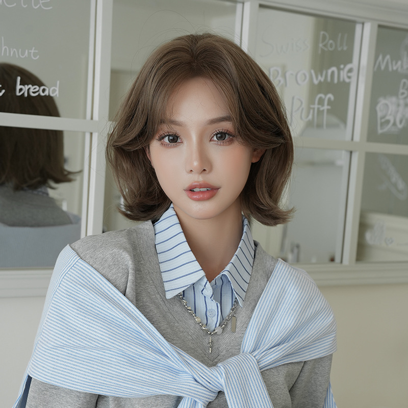 大人気　ライトブラウン　カール　長さ31cm　ショートカット　ふわふわ　人工頭皮　自然　ヘアネット付き　レディース　かつら　通気性が抜群　普段使い　女装体験用カツラ　お勧め-2