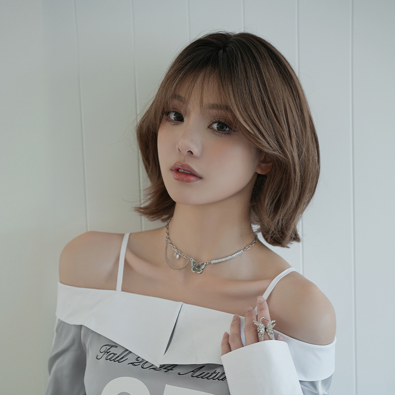 大人気　茶色　可愛いフルウィッグ　長さ33cm　ショートカット　ふわふわ　人工頭皮　自然　ヘアネット付き　レディース　かつら　通気性が抜群　普段使い　女装体験用カツラ　お勧め-3