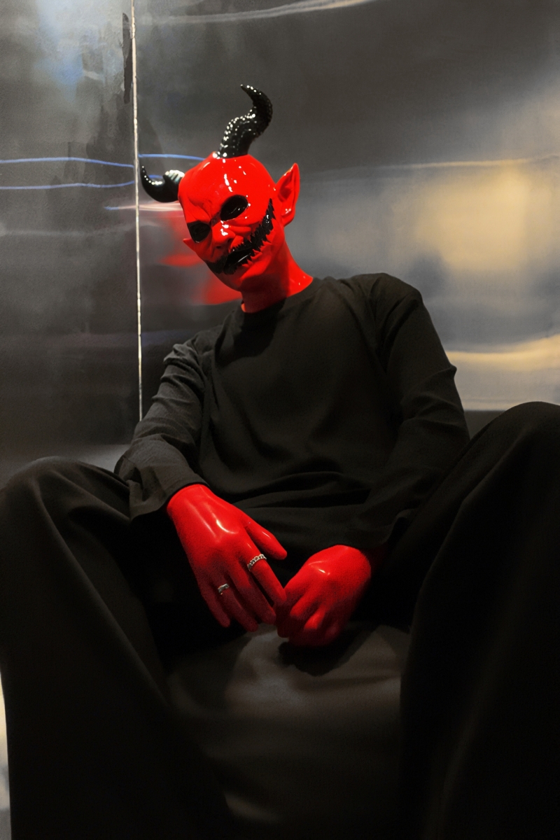 悪魔　全頭マスク　レッド／ブラック　シリコン素材製　ハロウィン用品　コスプレ変装-1