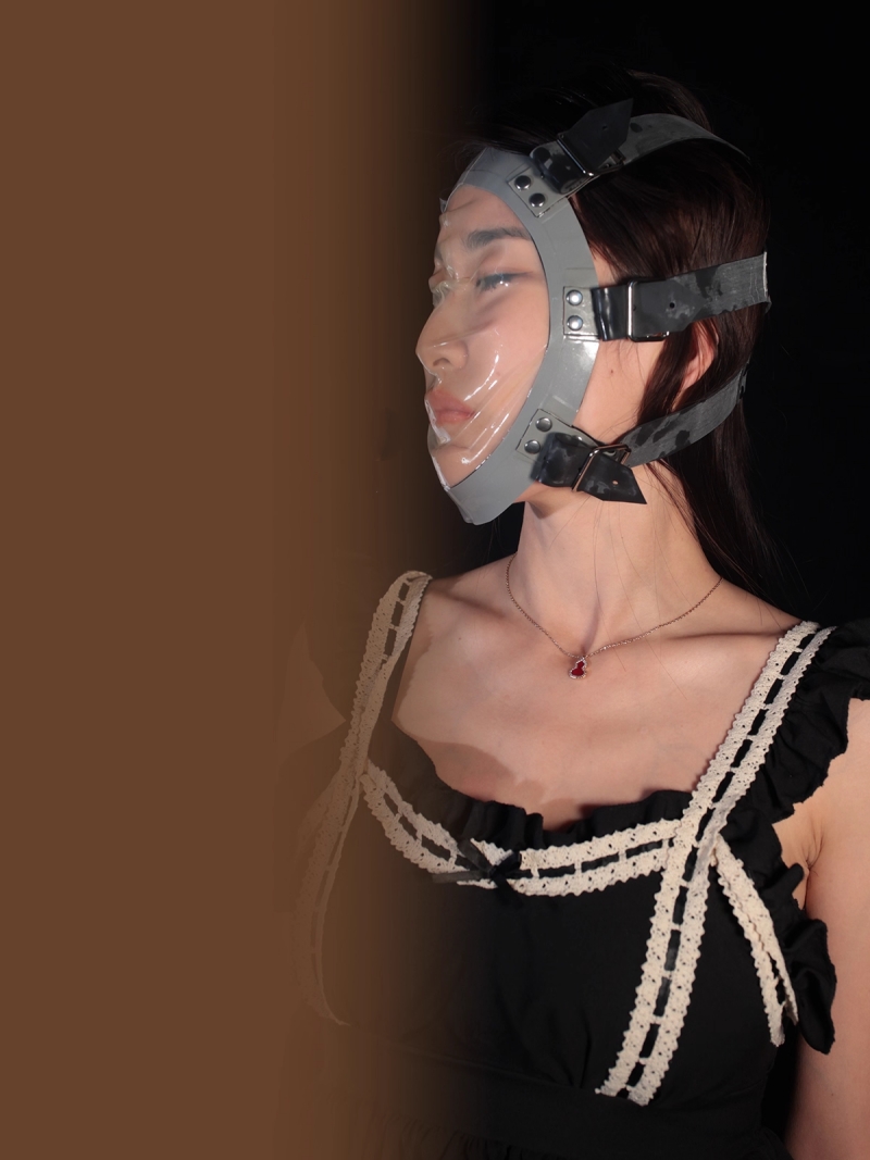 ラテックス製　マスク　厚さ0.4mm　窒息プレイ用品　サイズ調節可能-1