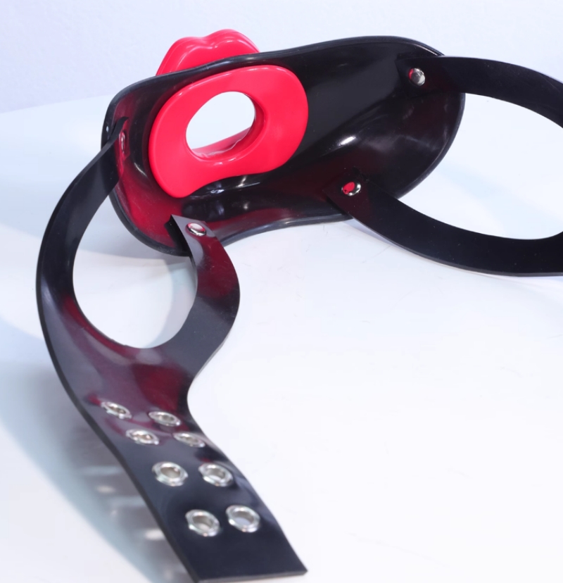 シリコン製　ハーフマスク　厚さ0.3cm　SM用品-14