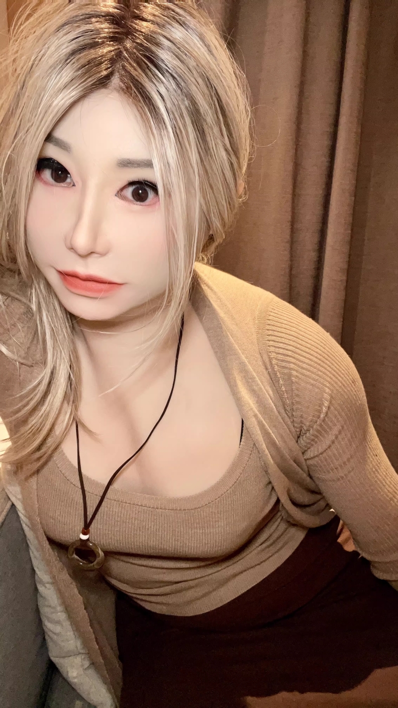 高品質　パンドラPandora002　美人顔フィメールマスク＆C/Dカップシリコン胸付き　特別版の医療用シリコン素材製　植毛の眉毛　メイク付き　超リアル　フィット感のすごいフィメールマスク　正規品保証　全国送料無料-2